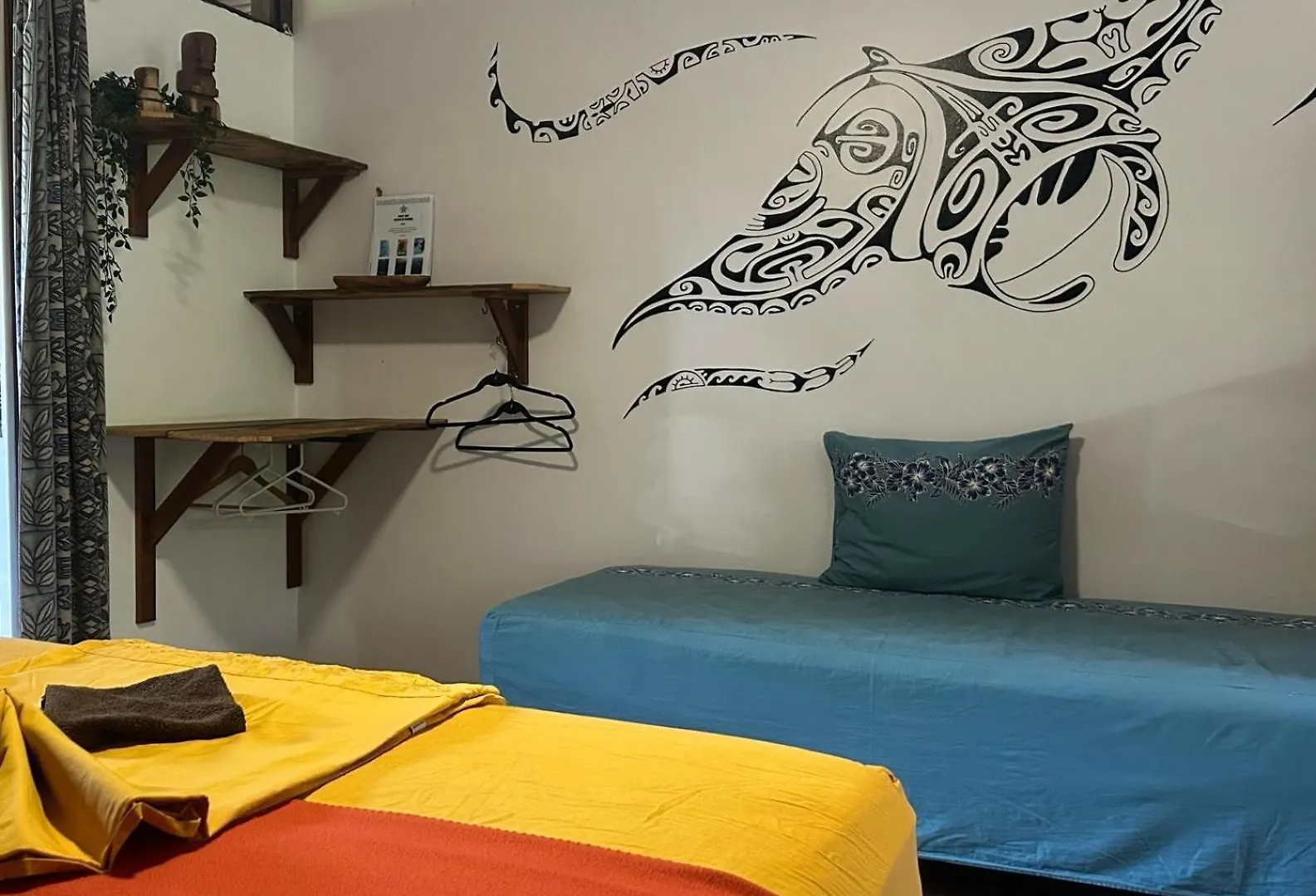 Pension Bounty Rangiroa - Art Gallery & Tropical Garden